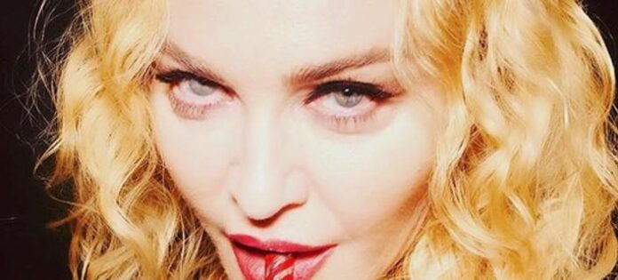 madonna708_11.jpg