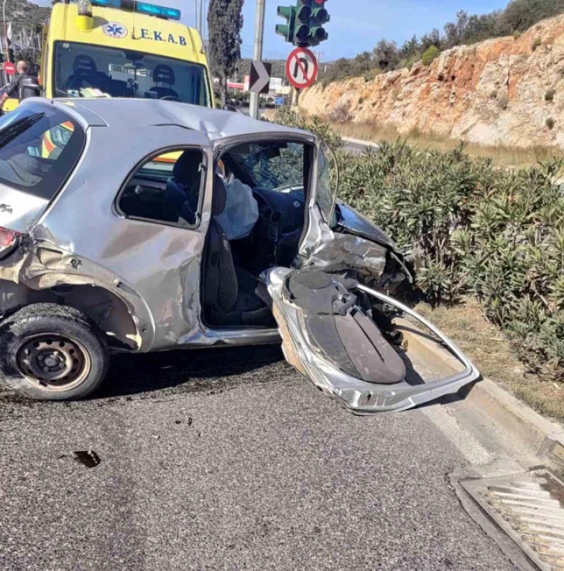 Τροχαίο στην Βάρης Κορωπιου, νεκρή Βάρης κορωπιου, τροχαίο δυστύχημα,