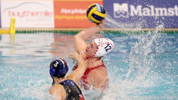 Vouliagmeni-Olympiakos-1.jpg