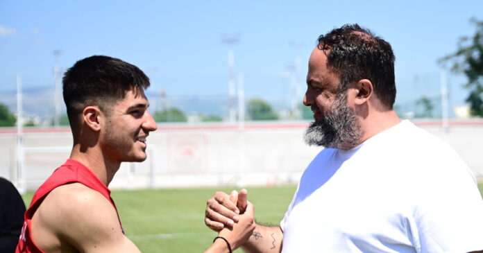 baggelis-marinakis-olumpiakos-agiasmos-1200x630.jpg