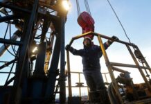 Πώς έμαθαν οι λομπίστες ορυκτών καυσίμων τις συνομιλίες του ΟΗΕ για το κλίμα – και μετά, συνέχισαν τη γεώτρηση