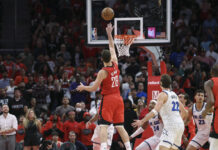 Αποτελέσματα NBA: Σενγκούν και Ντουράντ χάρισαν με επικό τρόπο την τέταρτη σερί νίκη στους Ρόκετς