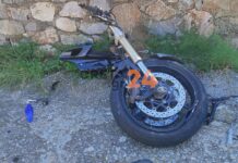 Σοκαριστικό τροχαίο στα Χανιά: Μηχανή κόπηκε στη μέση