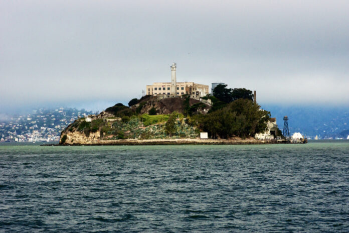 alcatraz-filakes.jpg
