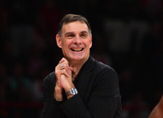 Μπαρτζώκας μετά το Ολυμπιακός – Βαλένθια: «Τώρα πρέπει να κατηγορηθώ ότι δεν παίζω με το ρολόι» – Τι είπε για τον Λαρεντζάκη