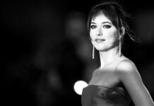 Ντακότα Τζόνσον: «Κάποιοι χρηματοδότες ταινιών είναι πραγματικά σκοτεινοί»