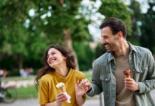 Friend Zone: Να μείνεις, να φύγεις ή να μιλήσεις;