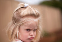 «Σε μισώ» – Τι σημαίνει πραγματικά όταν το παιδί σου λέει κάτι τέτοιο;