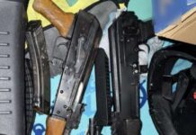 Καλύβια: «Δεν θα σας πω τι θα έκανα» είπε στους αστυνομικούς ο 37χρονος που συνελήφθη με τα καλάσνικοφ – Η δολοφονία που συγκλόνισε το πανελλήνιο