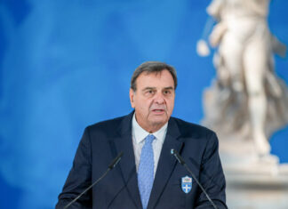 H EOE δίνει μισό εκατομμύριο ευρώ σε ομοσπονδίες για αγορά εξοπλισμού, υλικών και προετοιμασία