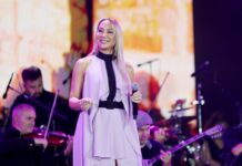 Αγροτικά μπλόκα: Η Μελίνα Ασλανίδου εγκλωβίστηκε στο λιμάνι του Βόλου – Η πρώτη της αντίδραση