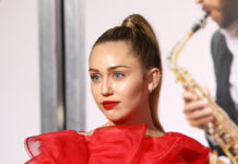 Μάιλι Σάιρους: Το δαχτυλίδι των αρραβώνων της ήταν «προσφορά Black Friday»