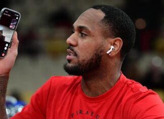 Ο Μόντε Μόρις πήρε βιντεοκλήση τη μητέρα του και της έδειξε το ΣΕΦ στο Ολυμπιακός – Βαλένθια