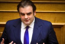 Πιερρακάκης σε Φάμελλο: Έχετε το μονοπώλιο της τοξικότητας – Δεν υπάρχει στην Ευρώπη το κλίμα που περιγράψατε