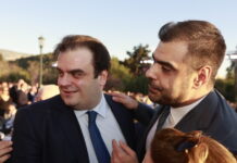 Μαρινάκης για Πιερρακάκη: «Ιστορική στιγμή για την Ελλάδα, φίλε Κυριάκο, από καρδιάς συγχαρητήρια»