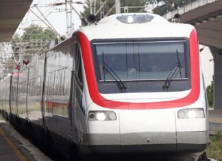 Ακινητοποιήθηκε τρένο στον Δομοκό – Ταλαιπωρία για εκατοντάδες επιβάτες