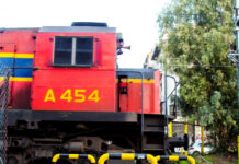 Θεσσαλονίκη: Συνελήφθη οδηγός λεωφορείου που αγνόησε τα σήματα και παρέσυρε μπάρες σε σιδηροδρομική διάβαση