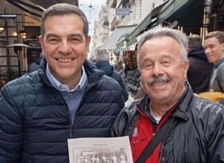 Αλέξης Τσίπρας: Το «ερυθρόλευκο» δώρο στον πρώην πρωθυπουργό στην Πάτρα