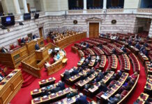 Άγριος καβγάς Καιρίδη – Τζανακόπουλου στη Βουλή: «Δεν μας παρατάς», «τον παραδίδω στην χλεύη του ελληνικού λαού»