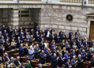 Προϋπολογισμός 2026: Πέρασε από τη Βουλή με 159 «ναι» και 136 «όχι»