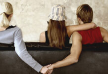 Απιστία: Χωρίζουμε ή το παλεύουμε;