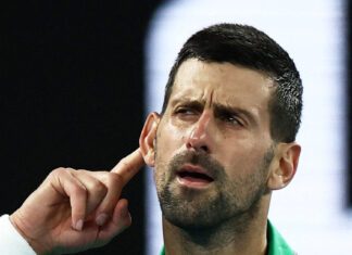 Ο Νόβακ Τζόκοβιτς τραγούδησε με πλανόδιους μουσικούς στο Βελιγράδι