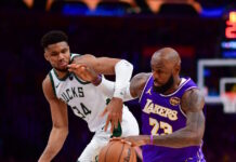 Ο Αντετοκούνμπο πήρε τη φανέλα του Λεμπρόν: «Ποτέ δεν ξέρεις, ίσως είναι το τελευταίο μας παιχνίδι ο ένας απέναντι στον άλλον»