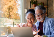 Empty Nest Syndrome: Όταν τα παιδιά φεύγουν από το σπίτι, τί γίνεται με το ζευγάρι;