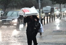 Καιρός: Ισχυρές βροχές, καταιγίδες και μποφόρ χτυπούν την Κυριακή 9 περιοχές – Έκτακτο δελτίο της ΕΜΥ