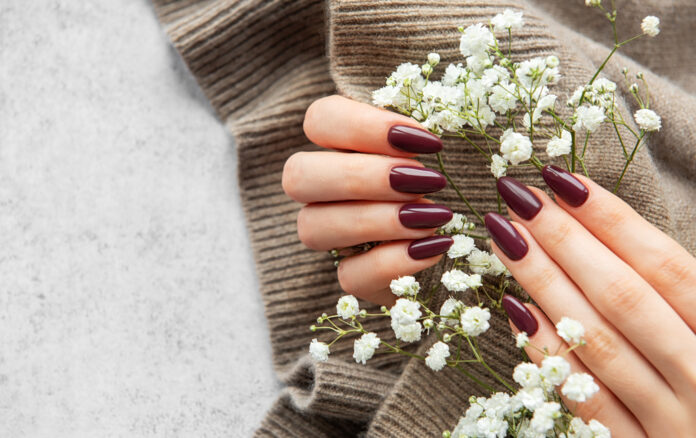 mulled-wine-nails-1024x645.jpg