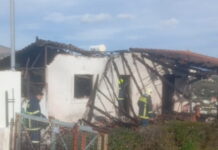 Ραφήνα: «Δεν πρόλαβε να βγει έξω για να σωθεί» λέει γείτονας για τον 82χρονο που κάηκε μέσα στο σπίτι του