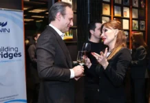 Χατζηβασιλείου και Εκμεκτσίογλου στη δράση της WIN «Building Bridges: Connecting Greece to the World»