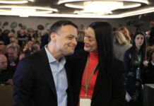 Δούκας και Γιαννακοπούλου την «έπεσαν» στον Ανδρουλάκη για τους συνέδρους: «Το ΠΑΣΟΚ είναι κόμμα μελών», «Τράβηξε πίσω αυτό το εκλογικό σύστημα»