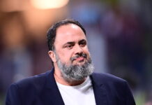 Βαγγέλης Μαρινάκης στους παίκτες του Ολυμπιακού: «Είμαι μαζί σας μέχρι τέλους, με 5/5 σας περιμένει μεγάλο πριμ»