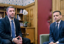 ΠΑΣΟΚ: Νέος γύρος αντιπαράθεσης ενόψει συνεδρίου – Σεβασμός στα όργανα, διαρροές και αλγόριθμος στο επίκεντρο