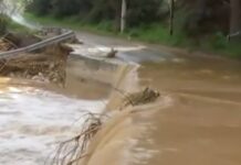 Κακοκαιρία: Υπερχείλισε ρέμα στα Σπάτα – Φόβοι για πλημμύρες σε Γλυφάδα και Βάρη