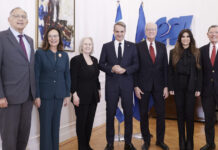 Μητσοτάκης σε συνάντηση με αντιπροσωπεία του Κογκρέσου: Η στρατηγική συνεργασία Ελλάδας και ΗΠΑ ενισχύεται σε ενέργεια και τεχνολογία