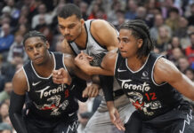 Αποτελέσματα NBA: Οι Πίστονς «λύγισαν» τους λαβωμένους Θάντερ, 10η σερί νίκη για τους Σπερς