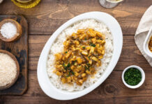 Σουπιές με ρύζι: Η παραδοσιακή μικρασιάτικη συνταγή που μοσχοβολά κανέλα