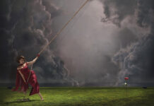 Η Raye ξαναγράφει τους κανόνες της ποπ με το νέο της άλμπουμ