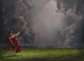 Η Raye ξαναγράφει τους κανόνες της ποπ με το νέο της άλμπουμ