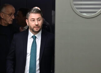 Ανακωχή στο ΠΑΣΟΚ ελέω συνεδρίου: Το μανιφέστο Ανδρουλάκη, η παρέμβαση Δούκα και οι ομιλίες των κορυφαίων