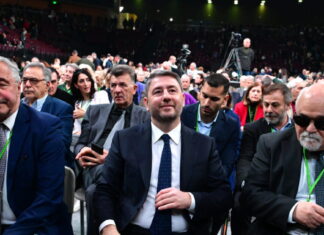 Συνέδριο ΠΑΣΟΚ: Πέφτουν οι τόνοι, στο επίκεντρο η ενότητα – Όλα όσα έγιναν την 2η ημέρα των εργασιών και οι κυριότερες ομιλίες