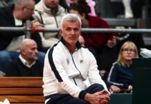 Ο Απόστολος Τσιτσιπάς μάλωσε με τον διαιτητή στην ήττα του Στέφανου: «Δεν ξέρεις τη δουλειά σου, θα σε αναφέρω»