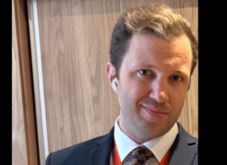 Βουλιαγμένη: «Ο μικρός μας ο πιλότος και δύτης χάθηκε» τα σπαρακτικά λόγια της μητέρας του 34χρονου