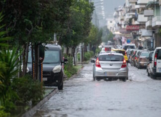 Καιρός – Καλλιάνος: Πρωταπριλιά με σφοδρή κακοκαιρία σε 15 περιοχές – Καταιγίδες και άνεμοι έως 10 μποφόρ