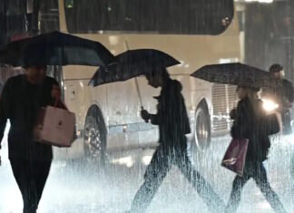 Κακοκαιρία «Deborah»: Καταιγίδες, χιόνια και 7 μποφόρ το Σαββατοκύριακο – Οι «κόκκινες» περιοχές