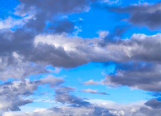 Καιρός αύριο: Λιακάδα με λίγη συννεφιά – Τοπικές βροχές σε κάποιες περιοχές