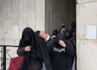 Κύκλωμα απάτης στον ΕΦΚΑ: Νέοι διάλογοι «φωτιά» ανάμεσα σε λογιστή και «αχυράνθρωπο» – «Δεν ξέρεις άλλο λαμόγιο;»