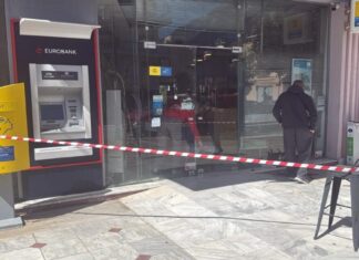 Λουτράκι: «Μου κόλλησε το καλάσνικοφ και μου είπε σταμάτα» λέει αυτόπτης μάρτυρας για τη ληστεία στα ΕΛΤΑ